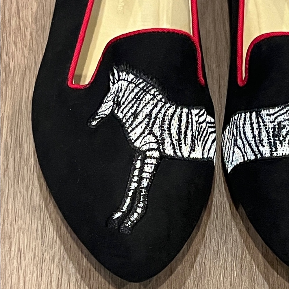 New in Box Wild Diva Lounge Black and White Zebra Flats Slip-on Size 6 - Picture 2 of 11